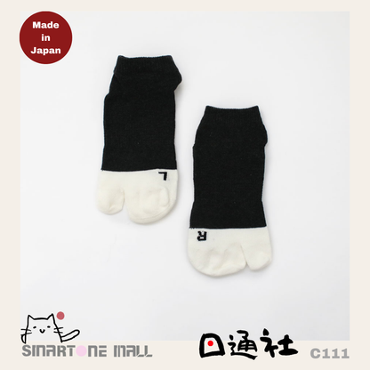 日本製：貓咪共和國—可愛貓咪五本指足袋襪 (C111) / Made in Japan: Republic of Cats—Cute Cat Five Fingers and Foot Pouch Socks (C111)